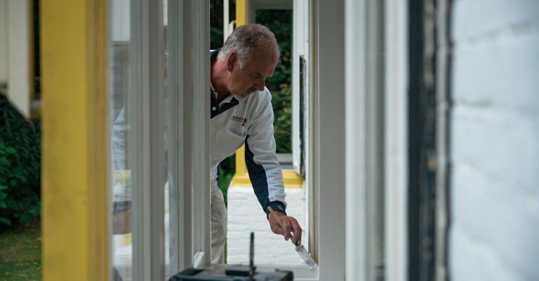 raamkozijn-strak-schilderen